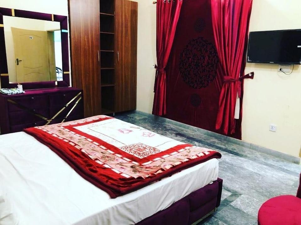 Hotel Air Inn Lahore Exterior photo